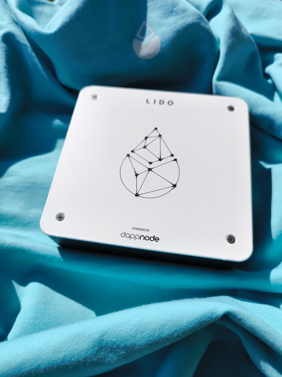 ppclunghe's tweet photo. Just got my amazing #dappnode, happy to make Ethereum more decentralized with Lido #CSM https://t.co/cCMNjlROlO