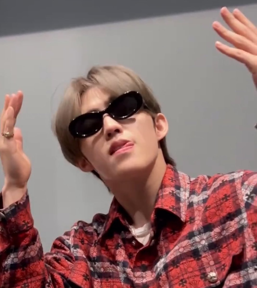 sounds_of_cheol's tweet photo. 😎 https://t.co/WmYrFp89Yb