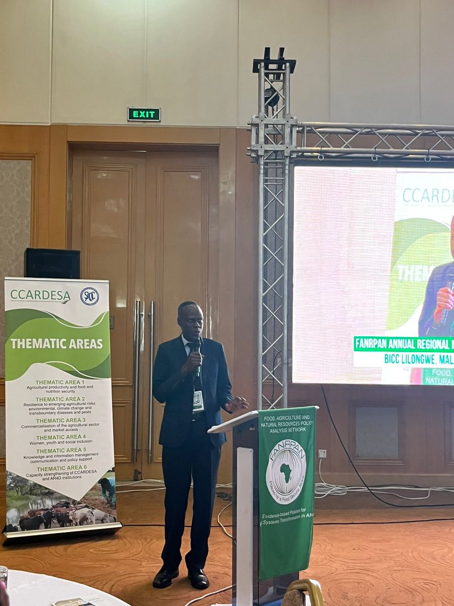 nina_nohayi's tweet photo. 🚀 Just wrapped up an impactful session at #FANRPAN2024 #PolicyDialogue in Malawi🇲🇼!
The @CGIAR #UUInitiative #LearningAlliance with @IWMI_ @ILRI @ccardesa_sadc @ASARECA is tackling the challenge of trapped knowledge in academic journals head-on, ensuring farmers can access and use it.
Key session outcomes for @CGIAR:
1️⃣ Building synergies with current Knowledge Management Systems to maximize impact.
2️⃣ Strengthening connections with #NARS and #ExtensionOfficers for better dissemination.
3️⃣ Securing vital #institutional support for KM efforts.
Our goal as the #LearningAlliance? Transforming how agricultural knowledge is shared—investing in research, enhancing extension services, and creating supportive policies. As @MosesOdeke said, “farmers need to know about technology to adopt it.” 🚜
