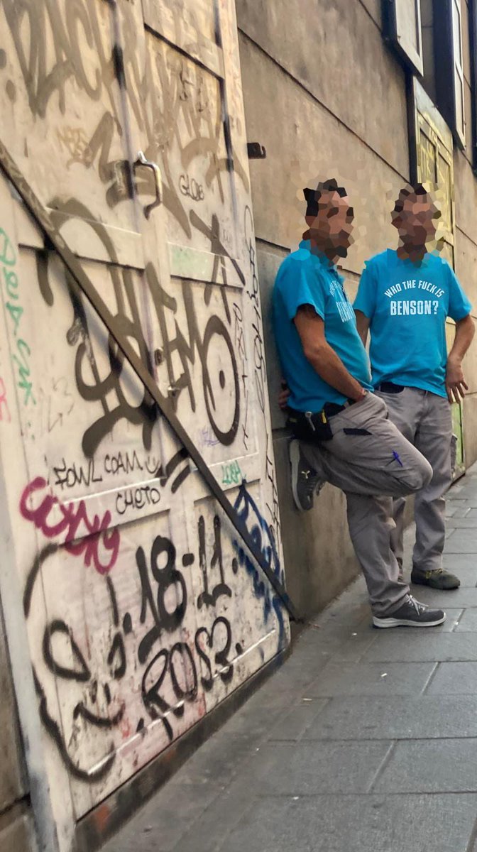BensonAzul's tweet photo. Se empiezan a ver camisetas de @bensonazul por Malasaña, camino de @sonoramaribera 

Viernes 9 a las 14:30 en la Plaza de la Hispanidad de Aranda de Duero https://t.co/zHuH1EfGnf