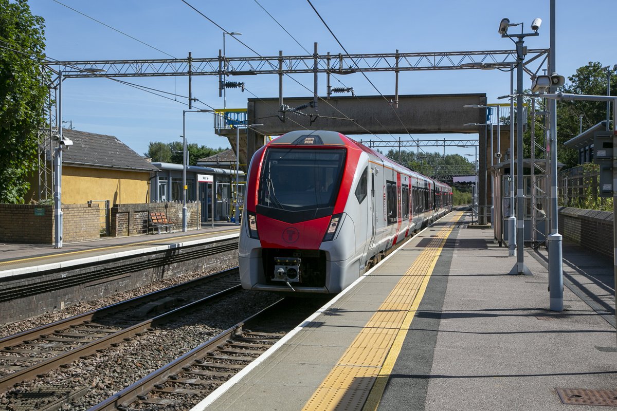 kwpartlow's tweet image. TFW Class 231 No.231004 at Marks Tey on 8th August 2024 working 5Q42 Clacton CSD -Cardiff Canton.The Stadler returning to Wales after a bogie swap.#Class231 #Markstey #Stadler