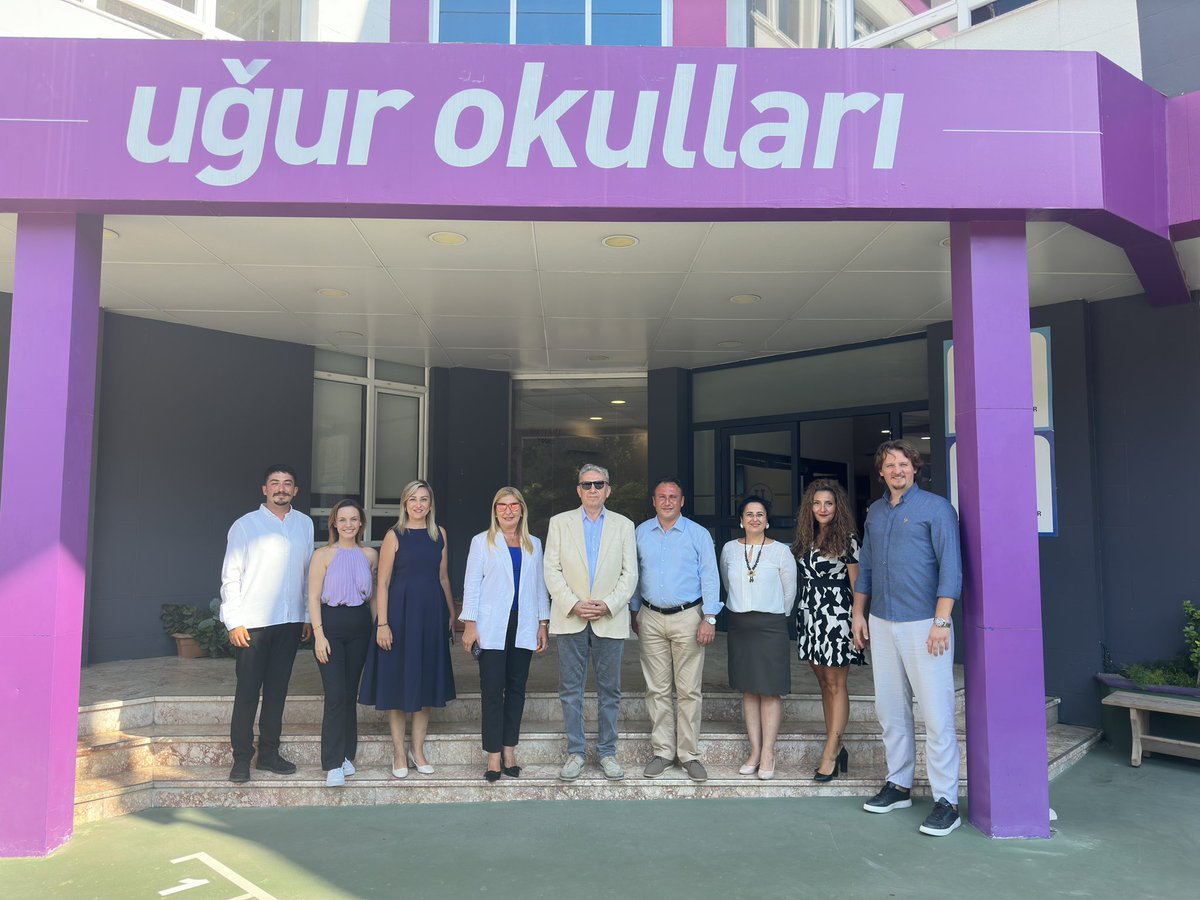 GENEL MÜDÜRÜMÜZ KAMPÜSÜMÜZÜ ZİYARET ETTİ
Genel Müdürümüz Sn.Mustafa ÇAKIR ve Genel Müdür Yardımcımız Sn.Ebru DİVRİK kampüsümüzü ziyaretinde kademe yöneticilerimiz  ile bir araya geldiler.Nazik ziyaretlerinden dolayı kendilerine teşekkür ederiz
#UğurluOlmak