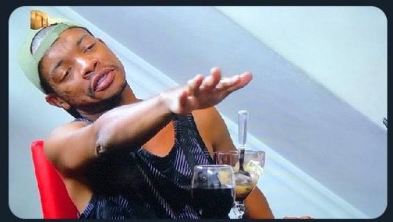 ChrisExcel102's tweet photo. If you continue like this ….. We will give you Prince Kaybee’s identity 🔥 https://t.co/jbNsgPL0hZ