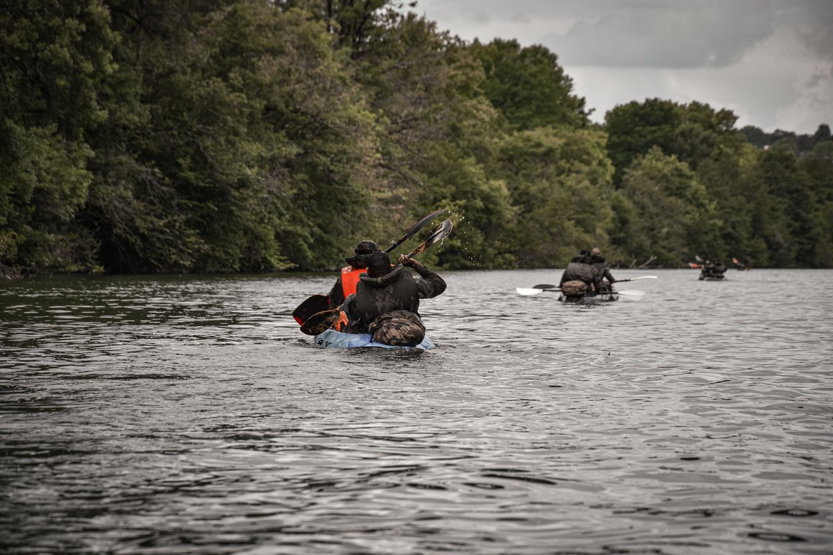 Les crocos du 3 ont mené un entrainement
tactique en milieu fluvial, ces fondamentaux sont essentiels pour s’adapter à tous changements de terrain 🐊🛶 #armee #troupesdemarine #tdm