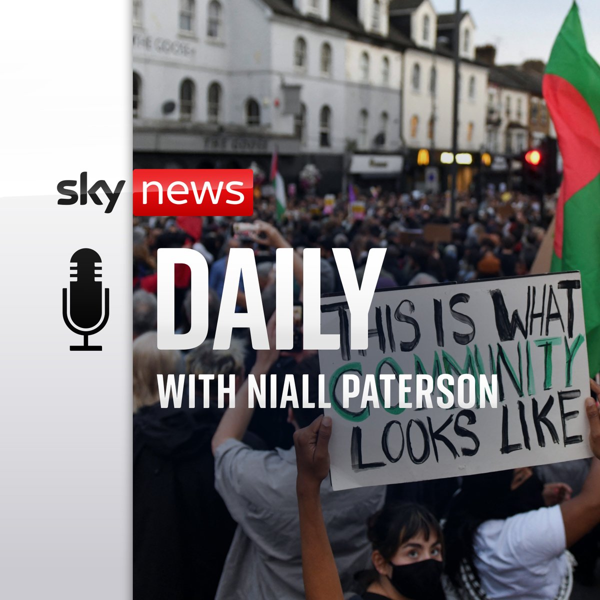 SkyNews's tweet photo. On the #Daily podcast, @SkyNewsNiall speaks to Tawhid Islam of the Liverpool Region Mosque Network after the protests his community feared were overshadowed by those voicing support.

Plus @NickMartinSky discusses how swift justice may have deterred protesters.

🎧 Listen here 👇