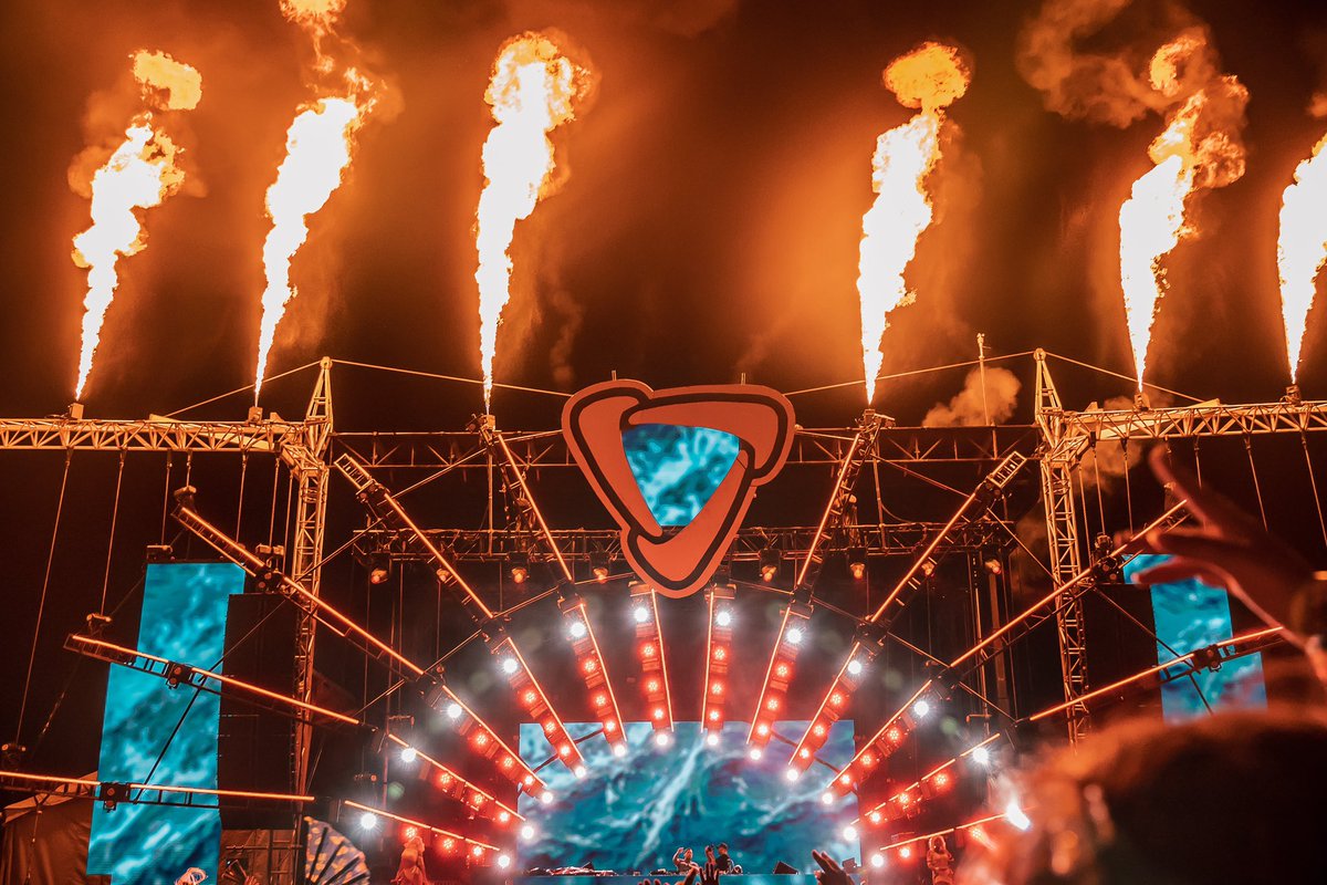 shotbyrondo's tweet photo. Back at @DasEnergiFest this weekend! https://t.co/YRdRqJLONa