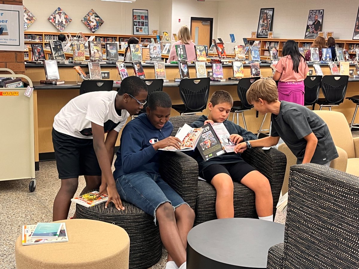 drms_chiefs's tweet photo. This week, 6th grade students have been participating in Media Center orientation to learn about and explore the many resources available to them. #ItsGreatToBeAChief #BeTheChange #GoChiefs #CCSDfam #DRMScares #drmsstem https://t.co/M1s5NSQL2w