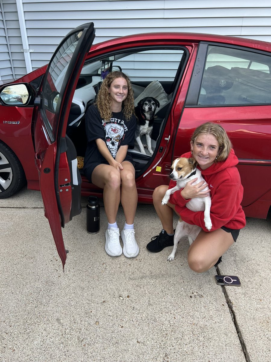 Jason Newland (@jasongnewland) on Twitter photo Super proud dad as these two are headed to <a href="/Trinity_U/">Trinity University</a> to play for <a href="/TUWSoccer/">Trinity Soccer</a> <a href="/TUWSOCCoach/">Dylan Harrison</a>. The educational opportunities and the ability play awesome soccer with great people is a parents dream. Good luck on the season Ilsa and Anna!! #girldad #soccerrocks Super proud dad as these two are headed to <a href="/Trinity_U/">Trinity University</a> to play for <a href="/TUWSoccer/">Trinity Soccer</a> <a href="/TUWSOCCoach/">Dylan Harrison</a>. The educational opportunities and the ability play awesome soccer with great people is a parents dream. Good luck on the season Ilsa and Anna!! #girldad #soccerrocks