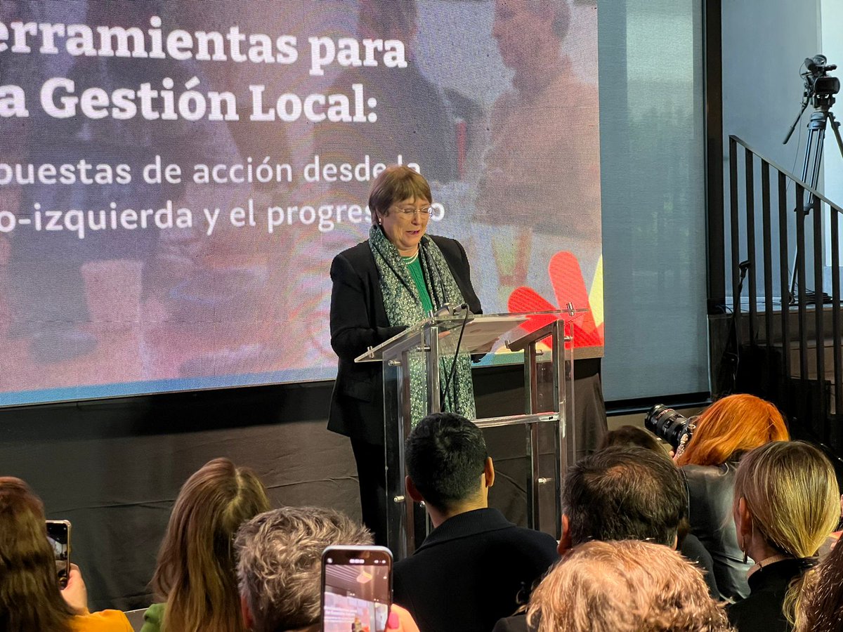 h_ciudadano's tweet photo. 🟢EN VIVO | Nuestra fundadora y expresidenta de Chile, Michellle Bachelet (@mbachelet), en el lanzamiento de "Herramientas para la Gestión Local: Propuestas de acción desde la centro-izquierda y el progresismo".

🔗Sigue la transmisión en vivo: https://t.co/Kvf1usamzn https://t.co/iGiI2PRzaU