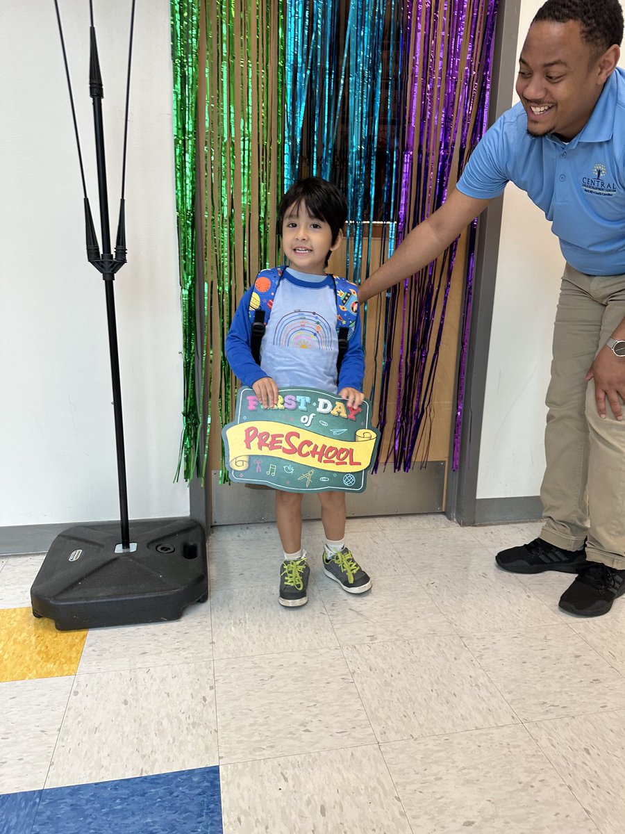 A wet but happy start to our PM session! ⁦<a href="/RockHillSchools/">Rock Hill Schools</a>⁩