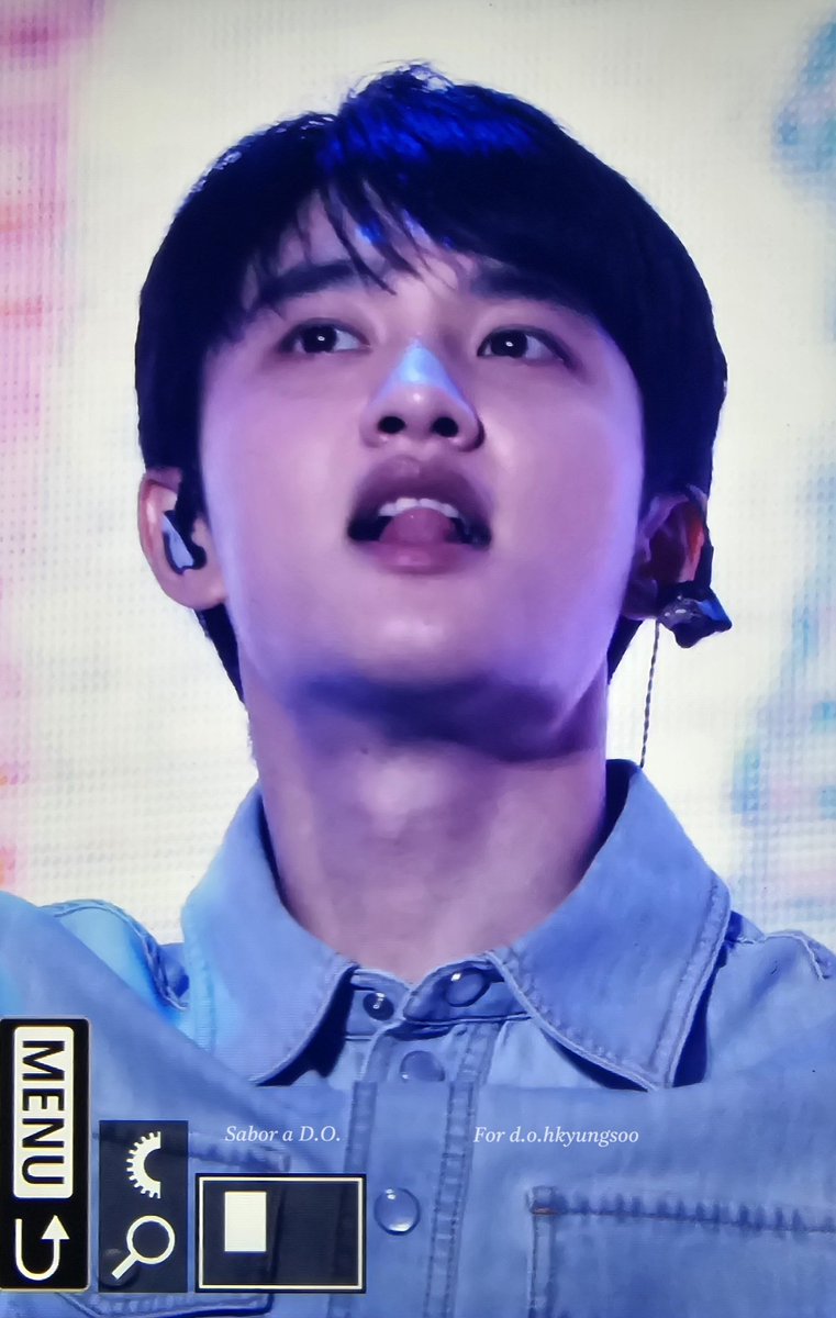 Sabor_a_DO's tweet photo. 240808 Bloom in Singapore 

오늘도 리즈 찍으셨다ㅜㅜ

#경수 #디오 #도경수 #KYUNGSOO #DO (D.O.) #Dohkyungsoo #都暻秀 #ド・ギョンス

#BLOOMinSG
#BLOOM_in_SINGAPORE
#FANCONCERT_BLOOM https://t.co/FCU4TsvpZW