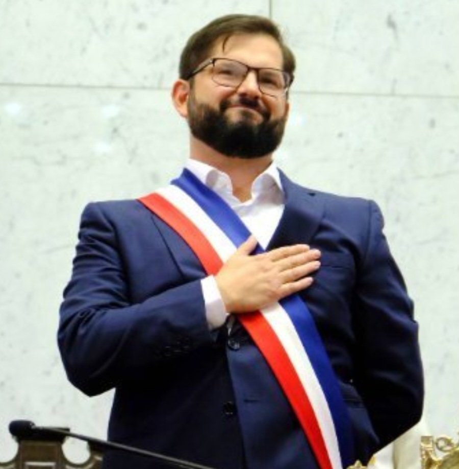 Monagasalexa's tweet photo. Medalla 🏅 olímpica al jalabola del año.

#EdmundoEsGuaido2 https://t.co/AcecX2WbXm