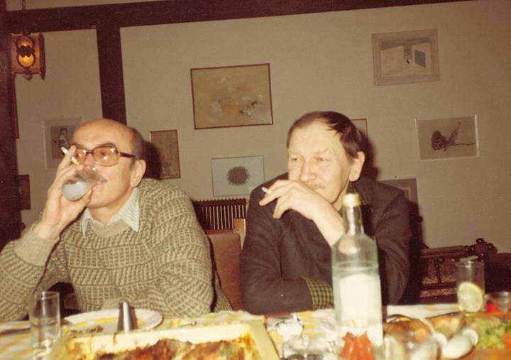 "Gülemiyorsun ya, gülmek; bir halk gülüyorsa gülmektir.
Ne kadar benziyoruz Türkiye’ye Ahmet Abi... "

İyi ki doğdun #EdipCansever