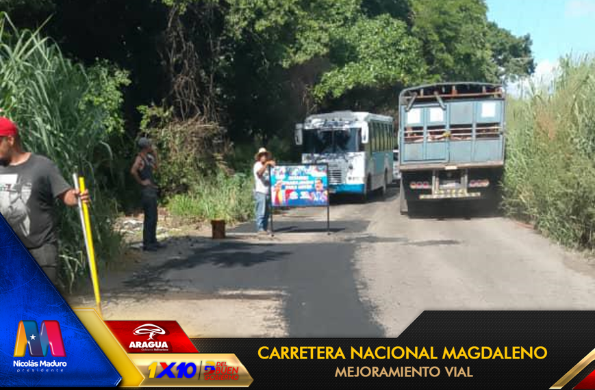 viasdearaguas's tweet photo. 📸💪Avanzamos con todas las fuerzas con el 1x10 del Buen Gobierno renovando el camino hacia un futuro, con el bacheo en la Carretera Nacional Magdaleno🚧
¡La recuperación vial transforma rutas!
#PuebloSonrienteYEnPaz 🇻🇪
@NicolasMaduro @Soykarinacarpio @TransporteGobVe @VTVcanal8 https://t.co/bi0jj0MijP