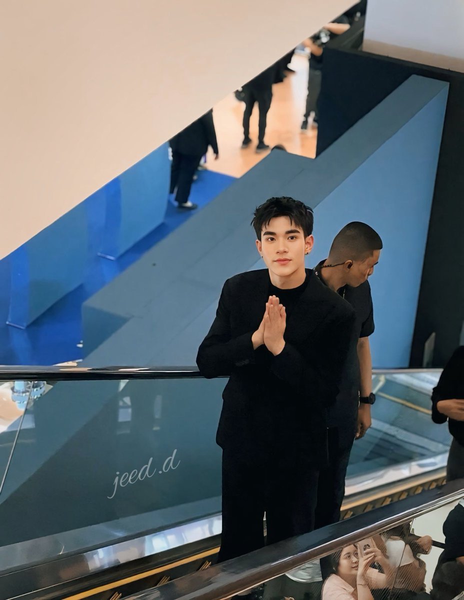 La Jeed🪐✨ tweet media