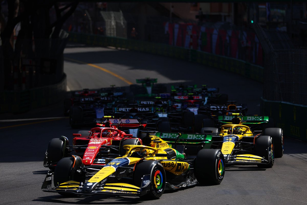 F1's tweet photo. Some of the gorgeous special liveries we've seen so far this season 😮‍💨🎨

#F1 [1/2] https://t.co/g47xzSkIeM