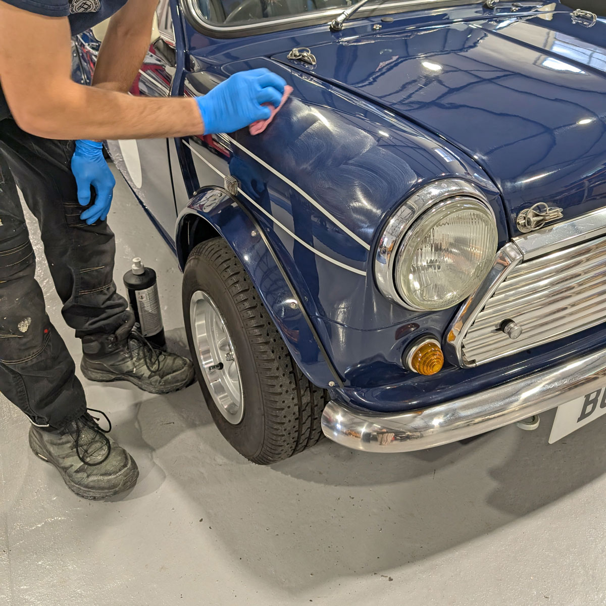 Only a few days to go until the Bangers and Cash Live! 

We're busy preparing our Classic Minis ready to display. From iconic originals to electric marvels, we've got something for every Mini lover.

#MiniSportLtd  #ClassicMini #BangersandCashLive #BangersandCash