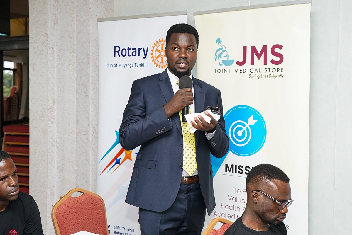 Kigo7LakesGolf's tweet photo. HIGHLIGHTS: Rotarians advise the youth at the #PathFindersProgram kick-off ceremony under the topic; “Cultivating a growth mindset for professional and personal life.”
#Kigo7Lakes #PathFinders https://t.co/YDieF1jRtA