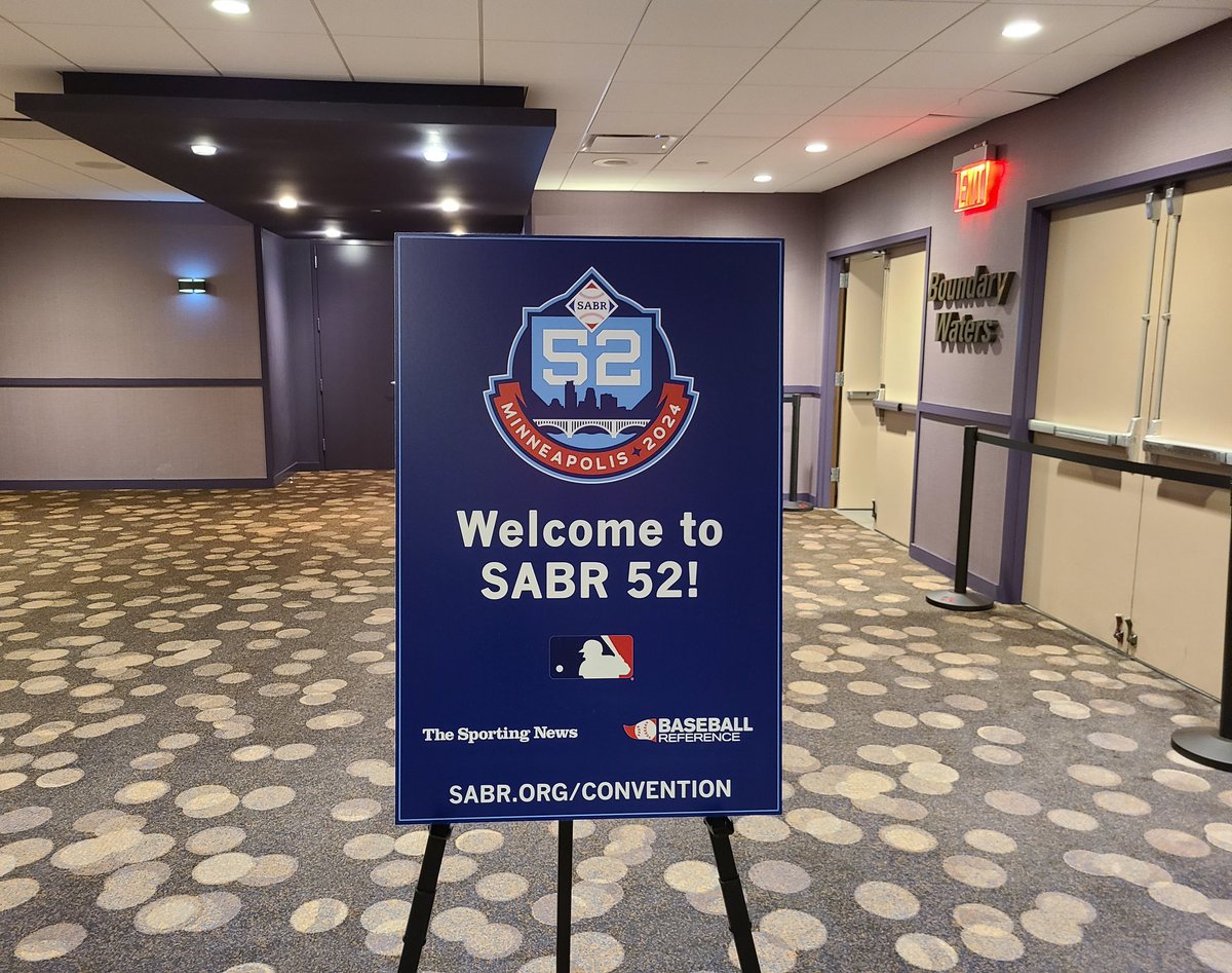 ppcarpentier's tweet photo. À Minneapolis pour le congrès annuel de la Society for American Baseball Reasearch. https://t.co/l8ZeFrNY2Y
