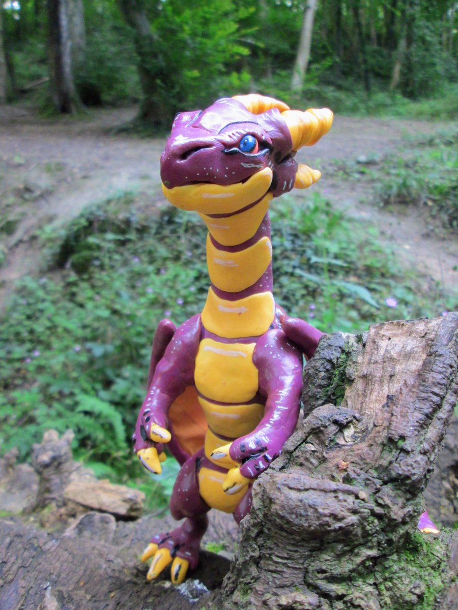 Tsukiyomi789's tweet photo. A purple Dragon for today
.
.
.
.
.
.
#clay #photography #polymerclay #craft #handcraft #figurine #fimo #oc #purpledragon #yellow #forest #cernit #fimo #fimoart #doll #originalcharater https://t.co/vCm9r6MtyP