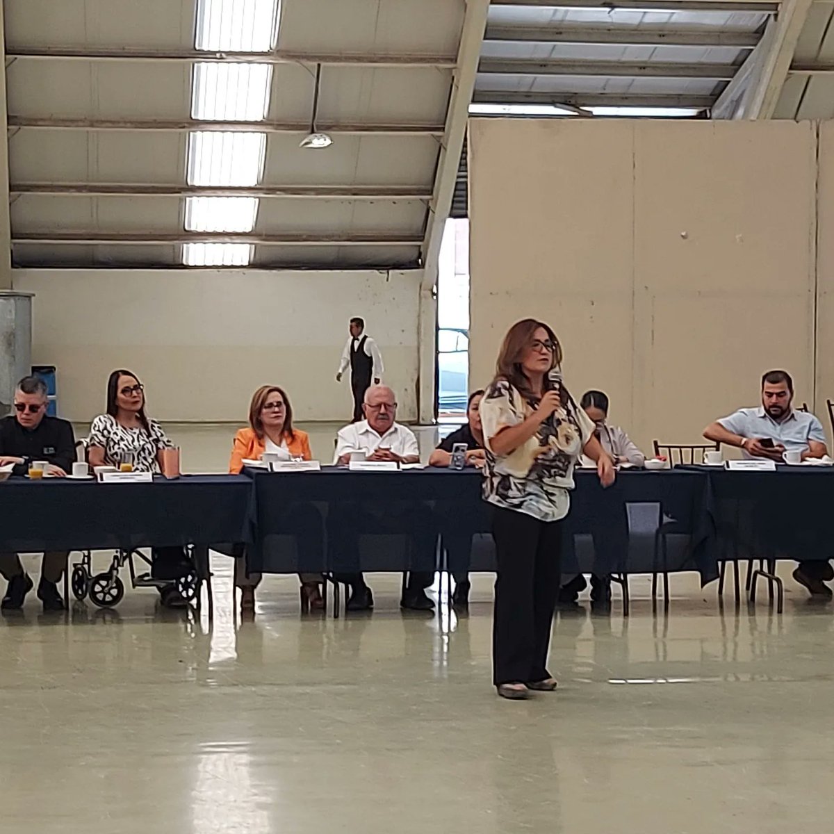 Seguimos con nuestra sesión mensual para socios #CANACINTRA con la presentación del Comité de Energía Verde a cargo de la Ing. Perla González Gutiérrez.