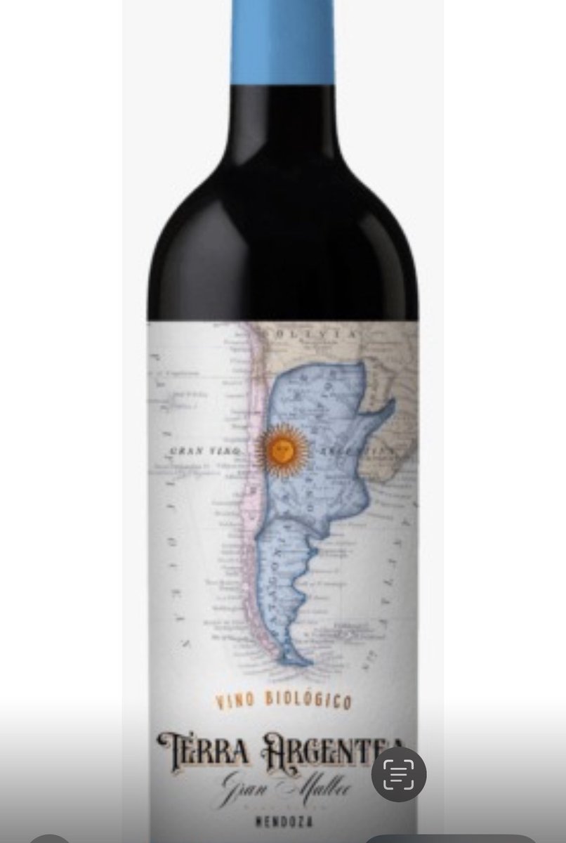 chahuan's tweet photo. Hemos pedido a Canciller intermediar para que vitivinícola argentina elimine etiqueta donde se apropian de Patagonia chilena.Esto es un aprovechamiento y una falta de respeto a la soberanía de nuestro país por parte de empresa argentina que comercializa vino Terra Argentea. https://t.co/pffeRjaA2N