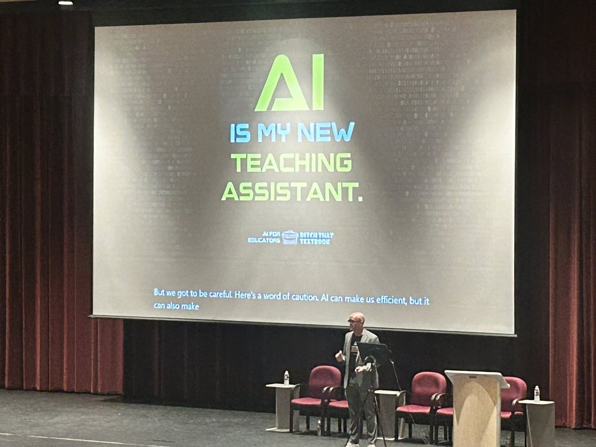 Dior Edison tweet media