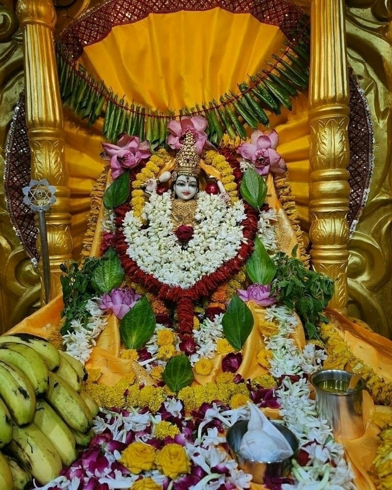 Maa BaglaMukhi Mandir tweet media