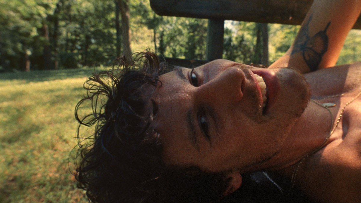 ShawnMendes's tweet image. Tonight 8pm ET shawn.lnk.to/WhyWhyWhyVideo