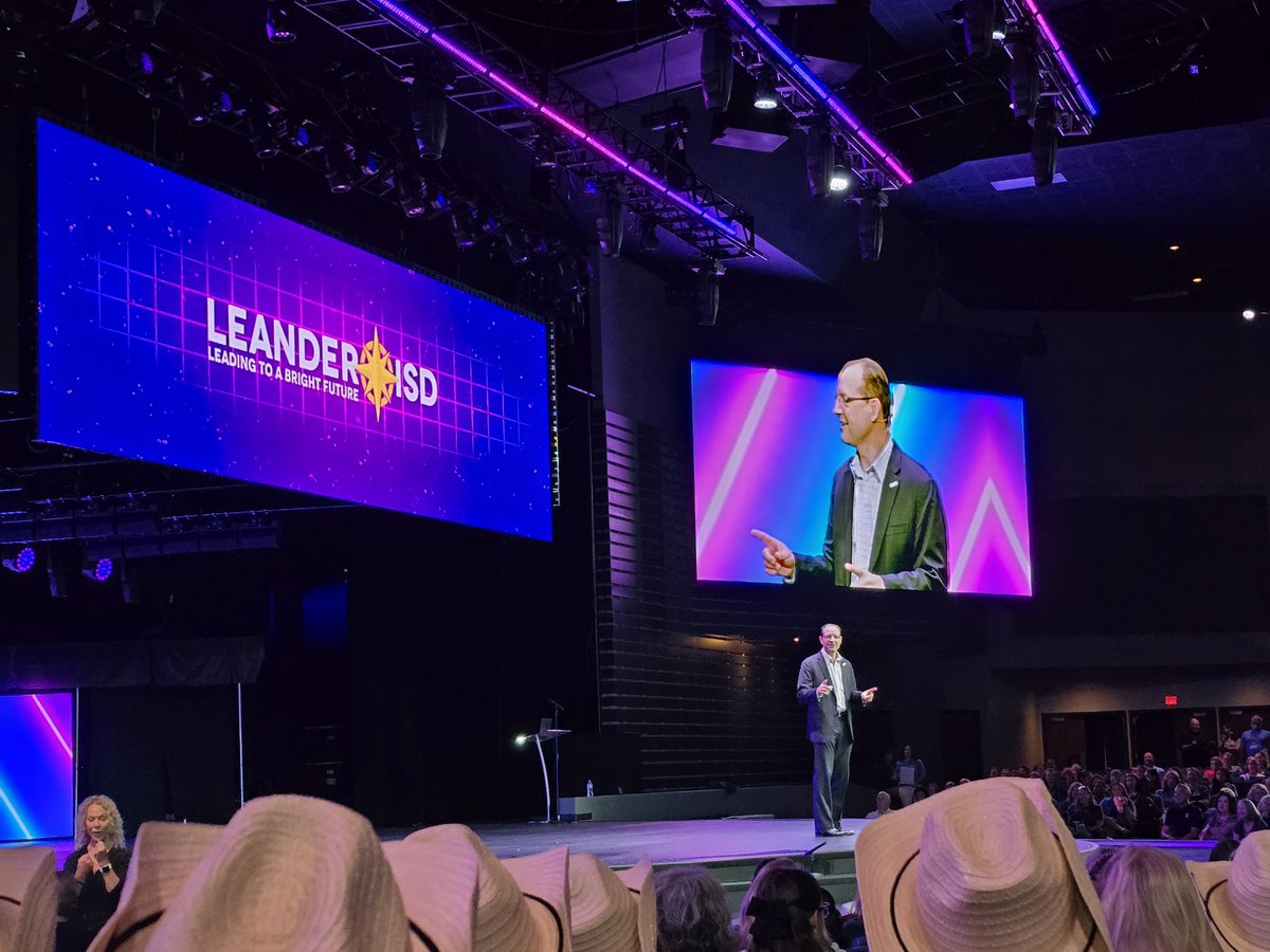 Ms_Waltmon tweet media