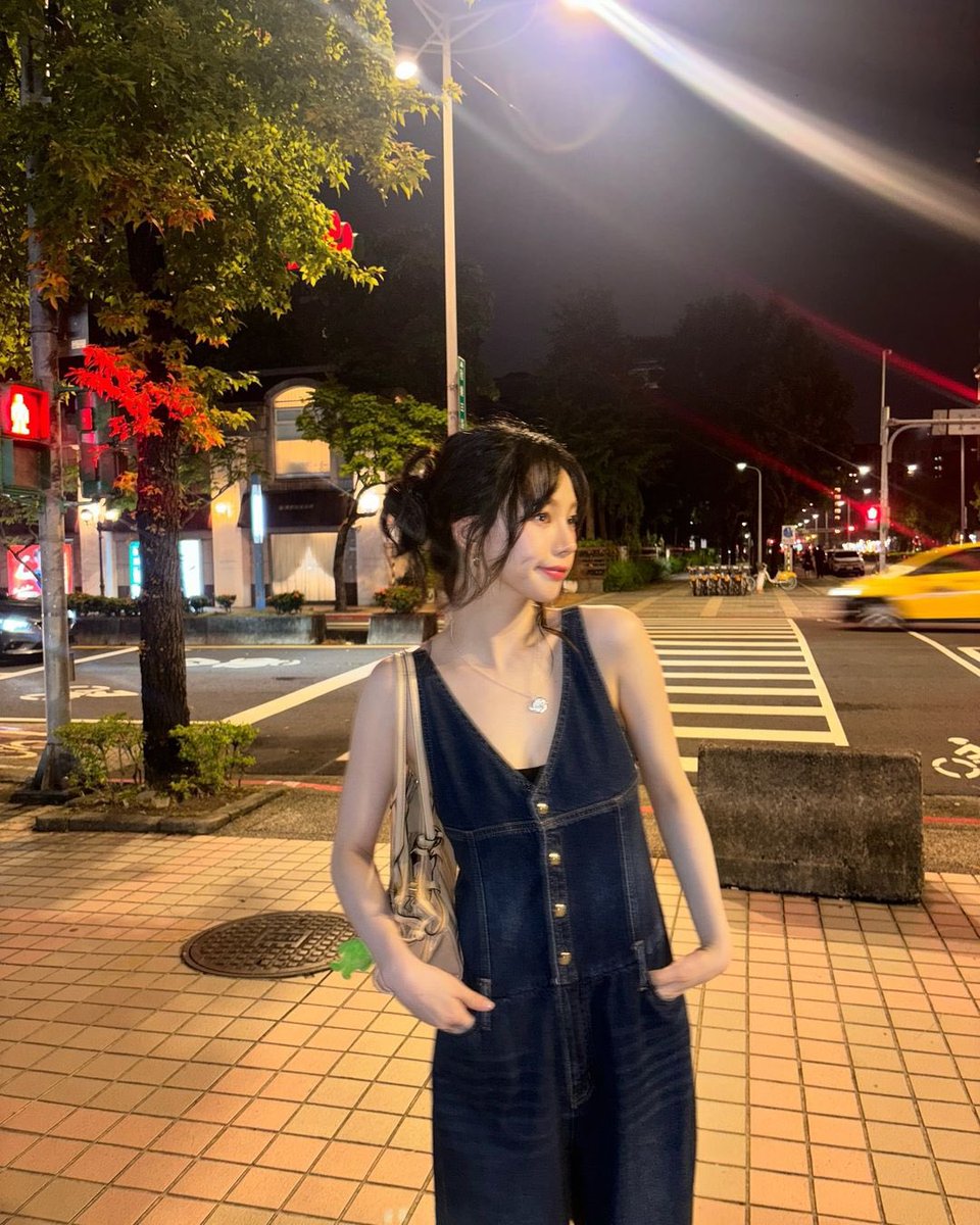 ujiminphoria's tweet photo. KARINA EXCUSE ME??!? https://t.co/haqAnzXcYN