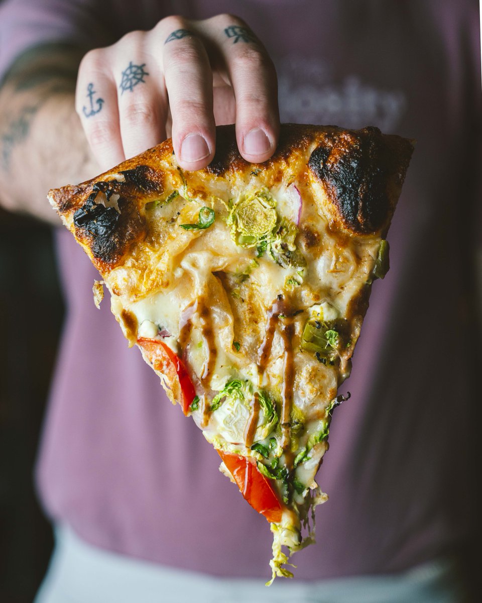 AtomicPizzaLBK's tweet photo. Lunch just got an upgrade with The Wok ⬆️ https://t.co/bn1G5yESlB