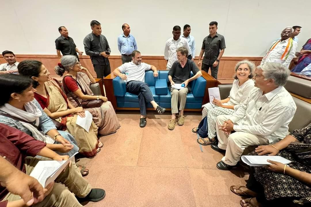A delegation from the Right to Food Campaign, individuals and other people's campaign met Leader of Opposition <a href="/RahulGandhi/">Rahul Gandhi</a> today. Certain crucial demands along with ground issues were discussed.
