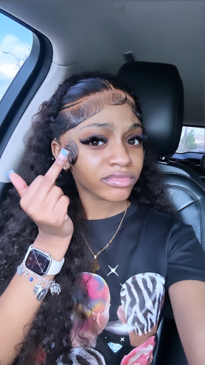 LifeZiah's tweet photo. When he thinks ima stay after I made him tell the Truth🤨 https://t.co/7jgyeZeuBu