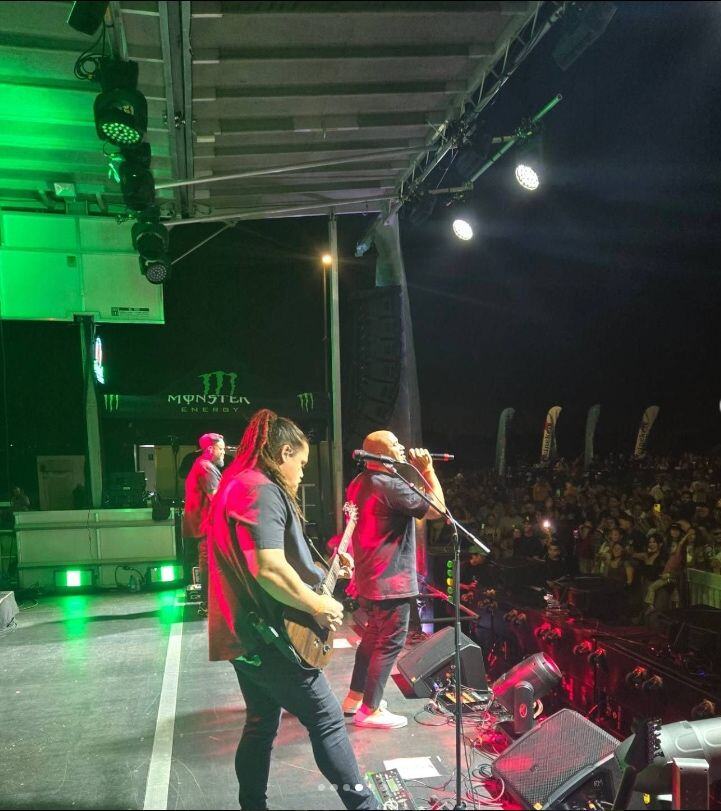 SummitMedia, LLC tweet media