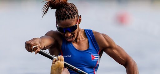 La cubana Yarisleidis Cirilo avanzó hoy directo a las semifinales de la canoa a 200 metros en el piragüismo de esprint de los Juegos Olímpicos de #Paris2024.
<a href="/Mre_Bolivar/">Misión Energética Cubana Estado Bolívar</a>