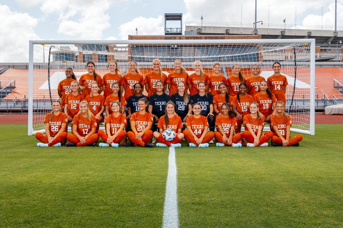 1️⃣ week until your 2024-25 Texas Longhorns take the field 🤘

#HookEm | #RunWithTexas