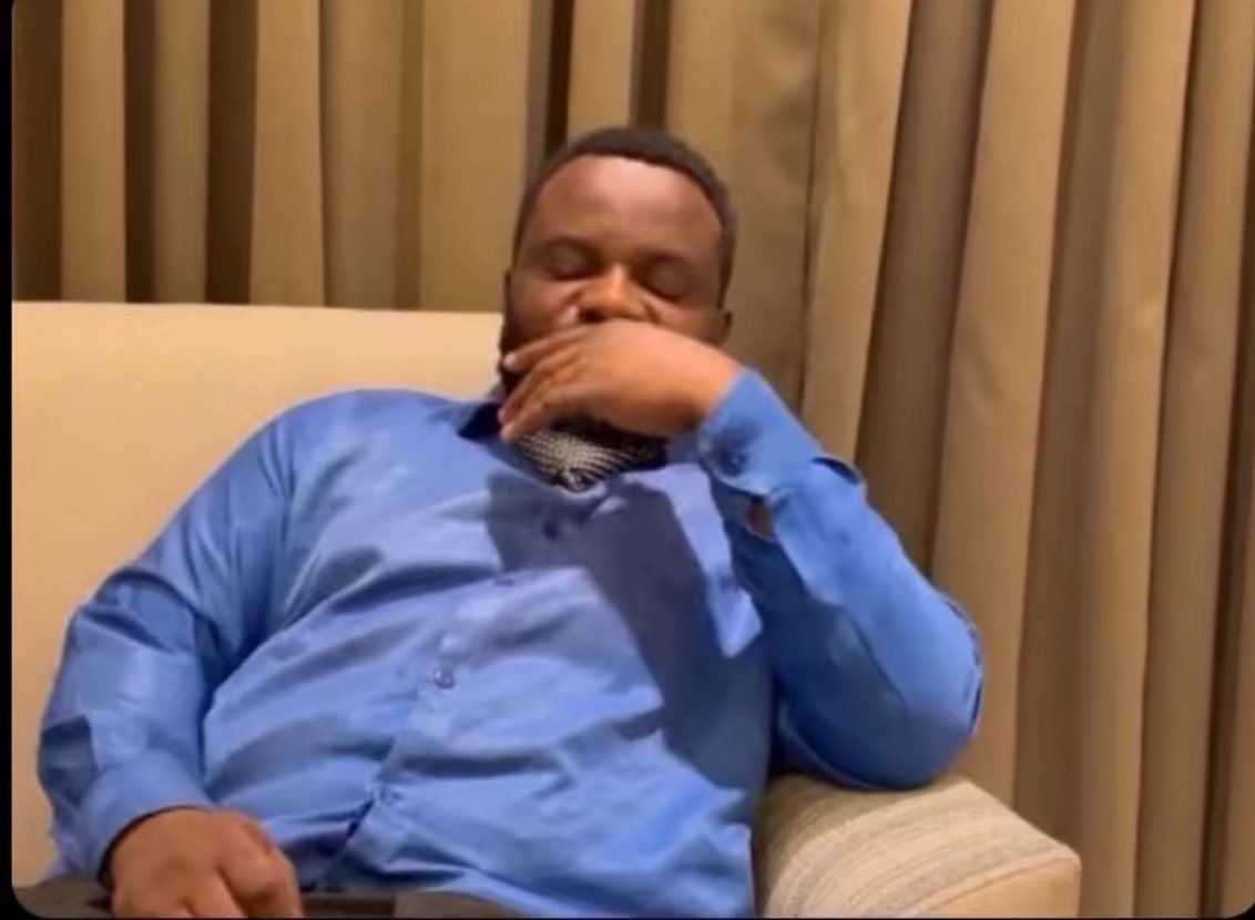 E get some kind girls way person go just see...

U go begin dey pity blind people🥲