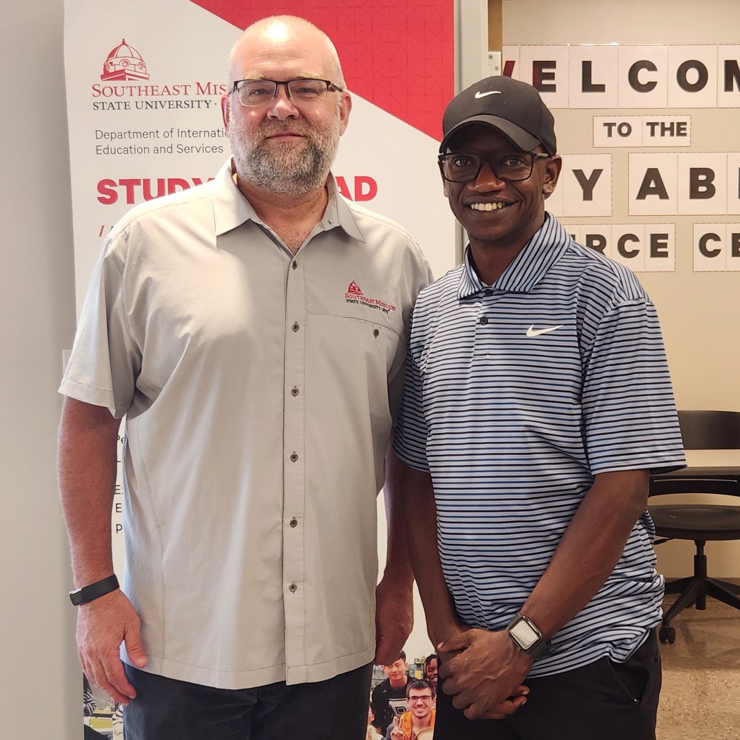 EnactiveStudyLi's tweet image. Building bridges between talented students and prestigious universities. Our Global coordinator @mmukungu recent visit to @semissouristate, @mizzou, @washu reinforces our commitment to providing exceptional educational opportunities. #universitypartnerships #educationconsultancy
