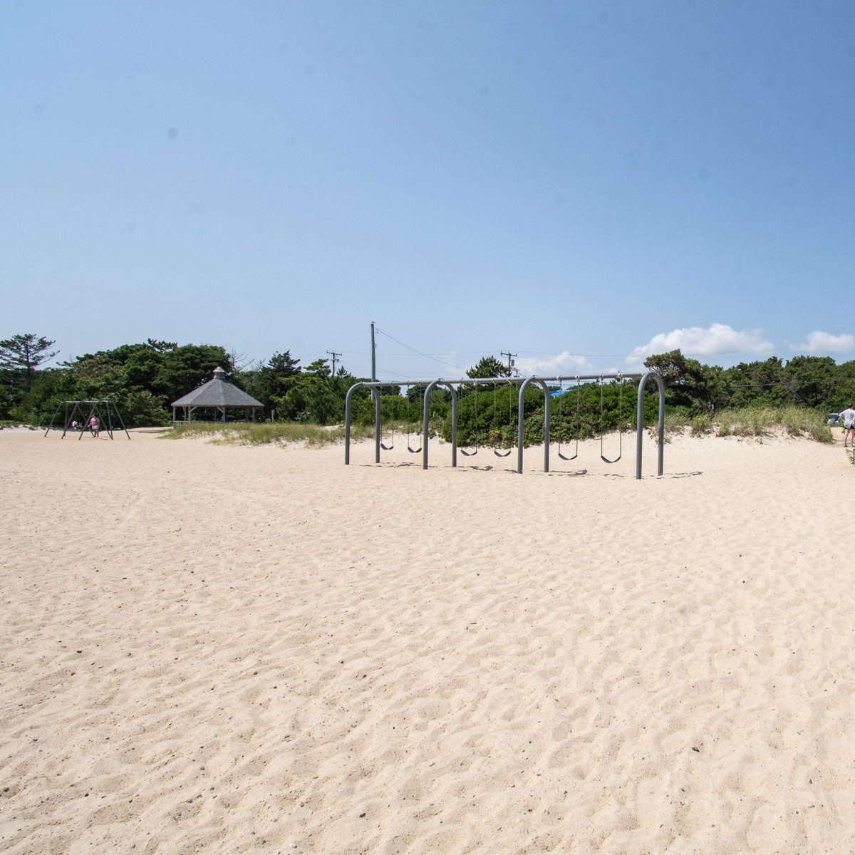 PropertyCapeCod's tweet photo. New Listing! 81 Pine Grove Road, South Yarmouth, MA 02664 just hit the market!
Take a look at this awesome space: https://t.co/QRHYaTWKJA https://t.co/gdjGI1t7zh