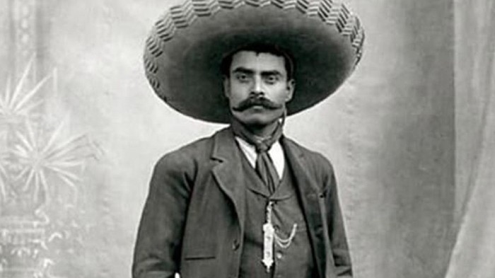 Un día como hoy #8Ago de 1879 nació Emiliano Zapata, uno de los símbolos más importantes en la historia de México debido a las reivindicaciones agrarias por las que luchó en la Revolución Mexicana.
#PuebloSonrienteYEnPaz .<a href="/NicolasMaduro/">Nicolás Maduro</a>