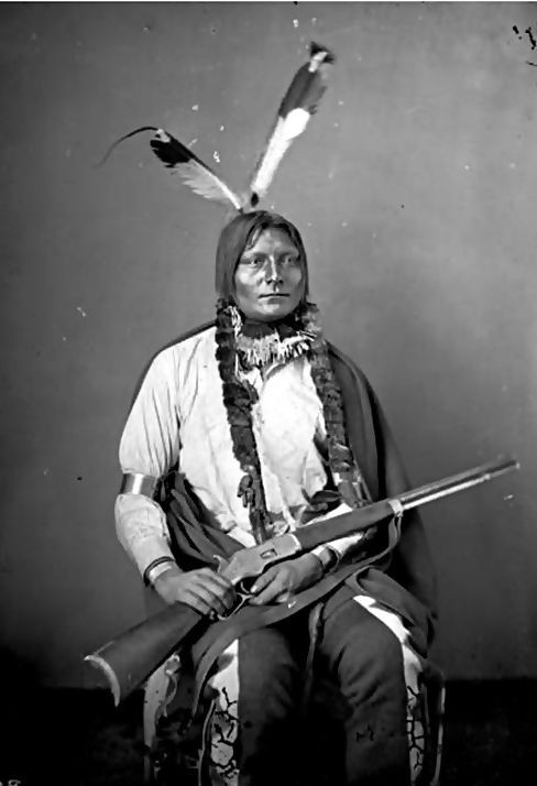 nativeslover2's tweet image. We honor the heroic ancestors who stood strong in the face of adversity. #HeroicAncestors #NativeStrength