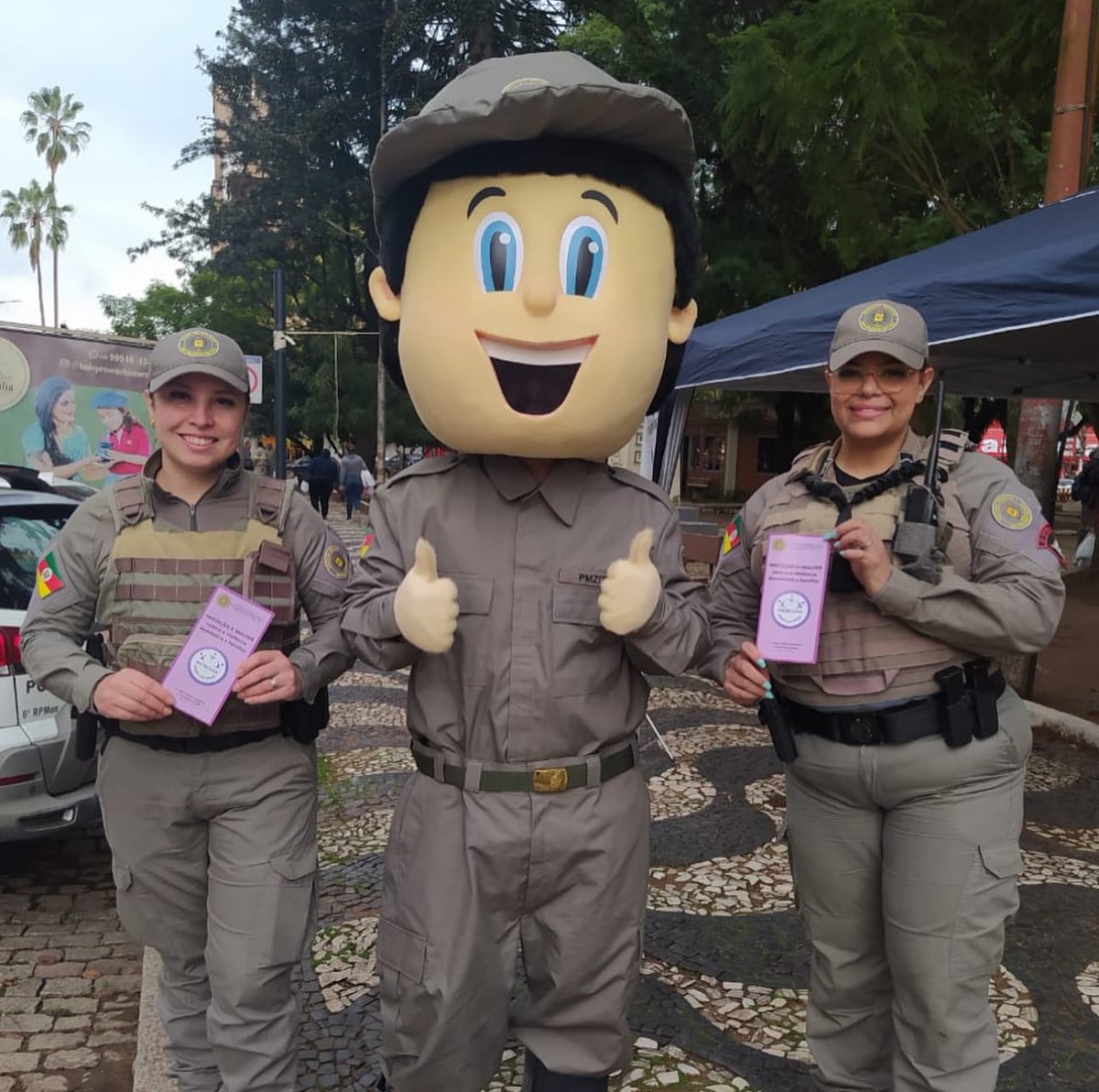 Bage_agora's tweet photo. A Brigada Militar de Bagé está promovendo ações no âmbito da Operação Shamar, lançada pela Secretaria de Operações Integradas do Ministério da Justiça e Segurança, com o objetivo de combater a violência doméstica e familiar contra a mulher, bem como o feminicídio.
#policia https://t.co/r6gkEezAhk