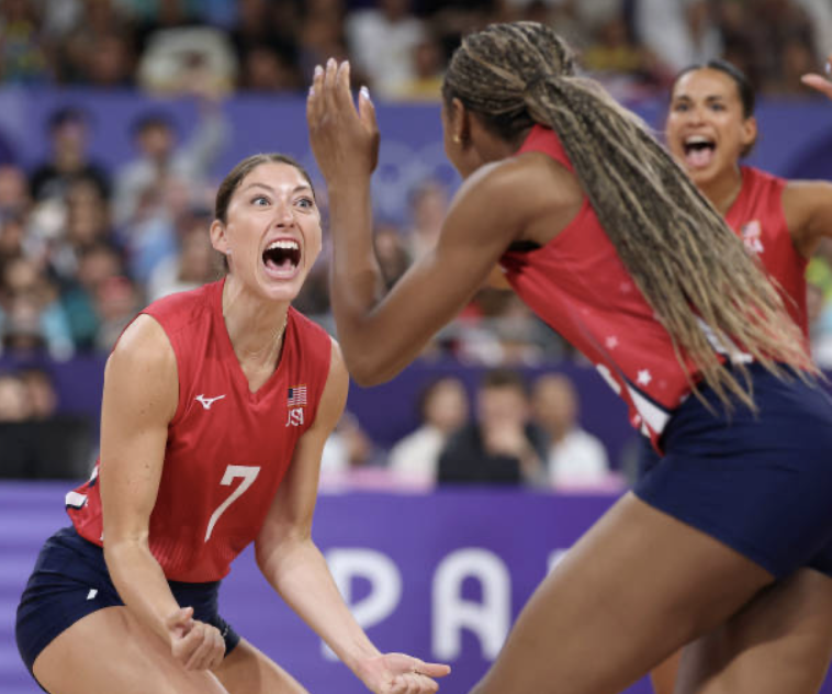Wisconsin Volleyball (@badgervb) on Twitter photo THIS ENERGY!!
<a href="/usavolleyball/">USA Volleyball</a> defeats Brazil in a five-set thriller, 3-2, to play for Gold!!
Let's go @dana_rettke & <a href="/laurencarlini/">Lauren Carlini</a>!!!!
#OlympiansMadeHere THIS ENERGY!!
<a href="/usavolleyball/">USA Volleyball</a> defeats Brazil in a five-set thriller, 3-2, to play for Gold!!
Let's go @dana_rettke & <a href="/laurencarlini/">Lauren Carlini</a>!!!!
#OlympiansMadeHere