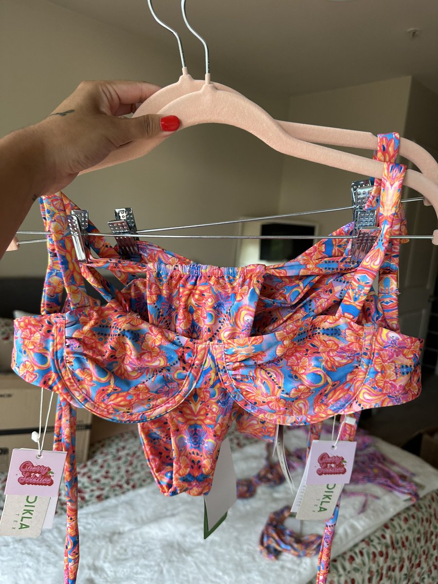 link in bio to shop🍒🌟🌺💌