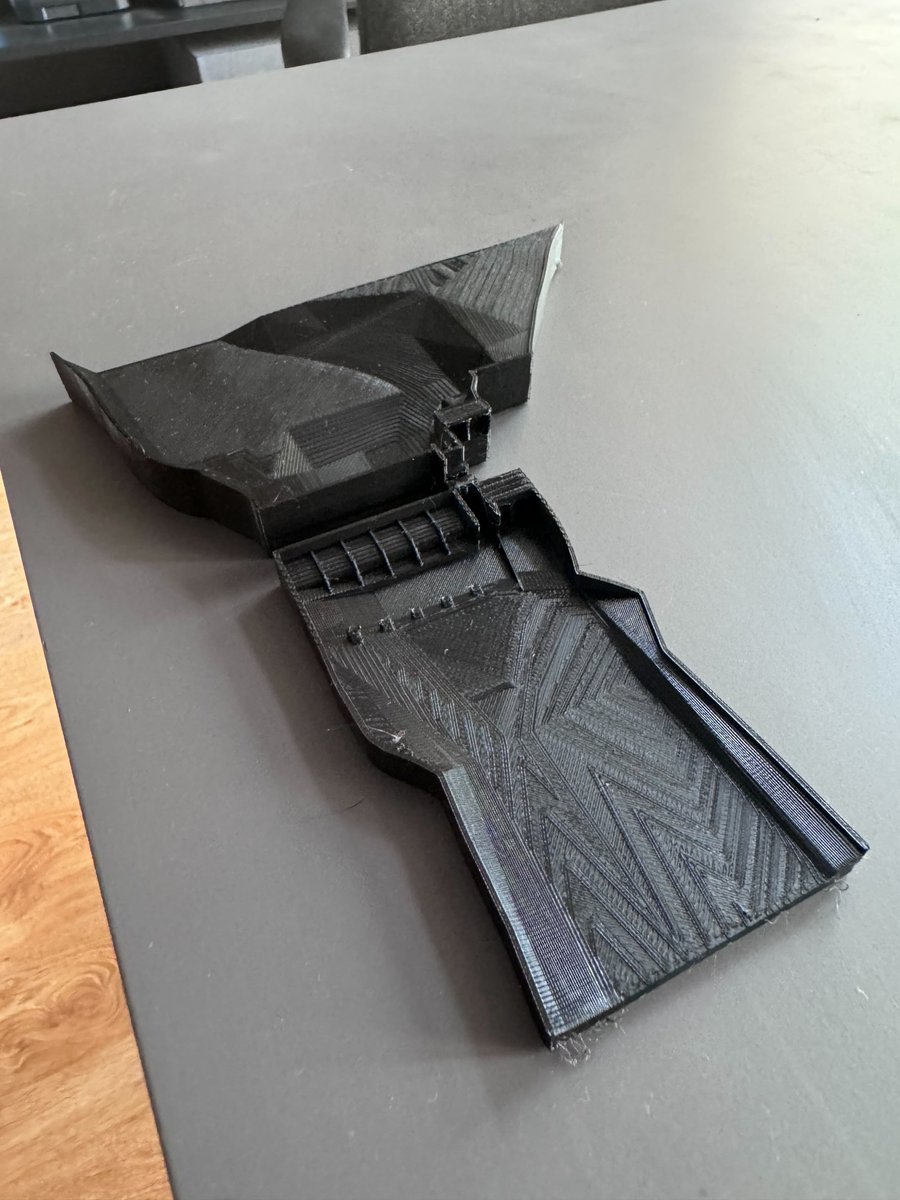 questspacesk's tweet photo. We're super excited that our 3D printers are printing again without a problem! Thanks to our amazing hackers from @parallelpoliske 🖤🤟 https://t.co/GHJ8ychVxQ