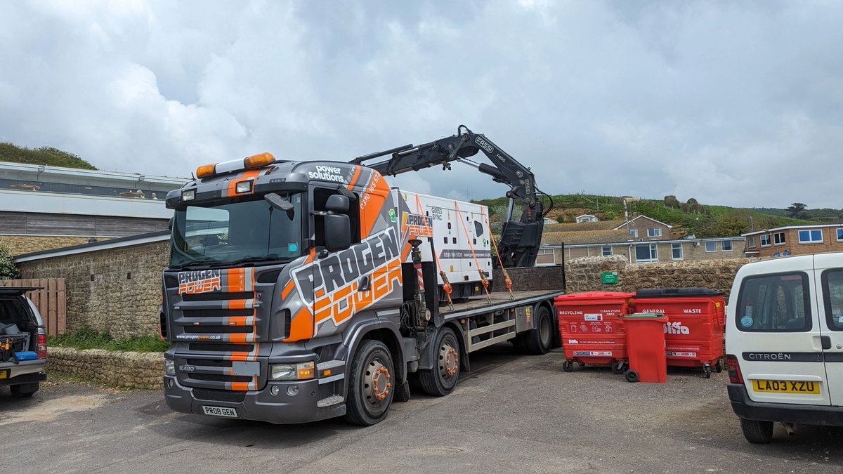 ProgenPower's tweet image. From the bustling cities to the peaceful countryside, Progen Power delivers generators across the entire UK! 🌍⚡ 

No matter where you're located, we've got you covered. #ProgenPower #UKWideService #GeneratorDelivery #EventProfs #UkEventProfs