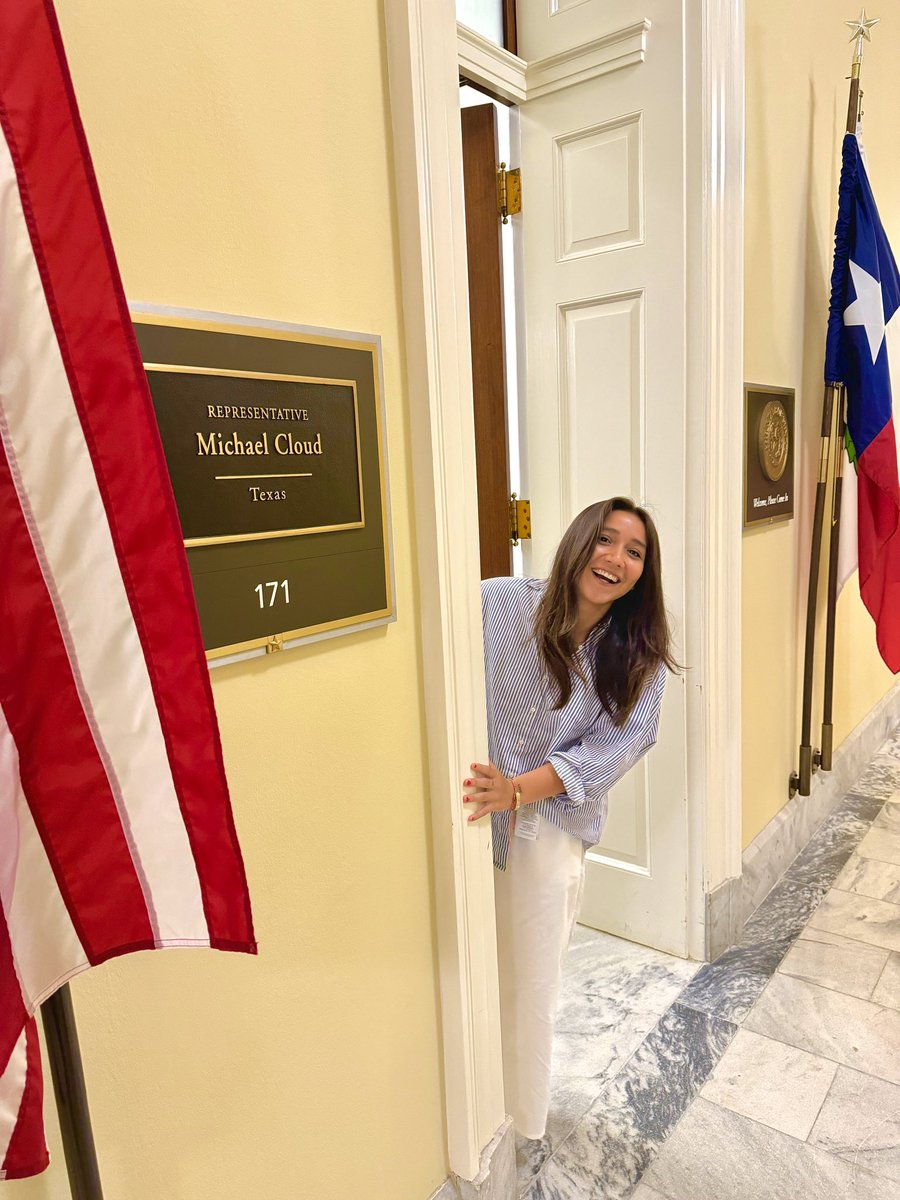 symphrojas's tweet photo. Today marks 8 months working in Congress! So many new friends. Opportunities. Memories. Here’s to more blessings! 🥂🇺🇸🏛️ #TeamCloud https://t.co/veHOpaD0TB