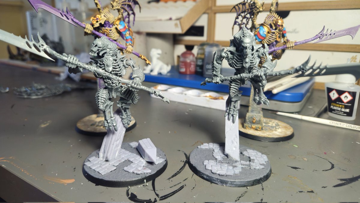 StevenBird90's tweet photo. Working on these 2 to add to the squad 💀
#warhammer #aos https://t.co/KZs8Qb0mxz