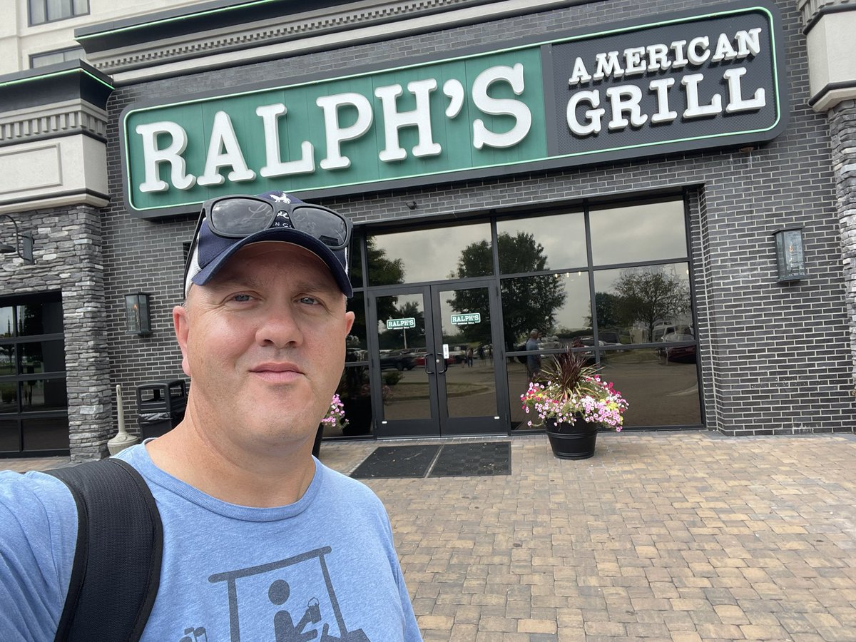 Mo Egger tweet media